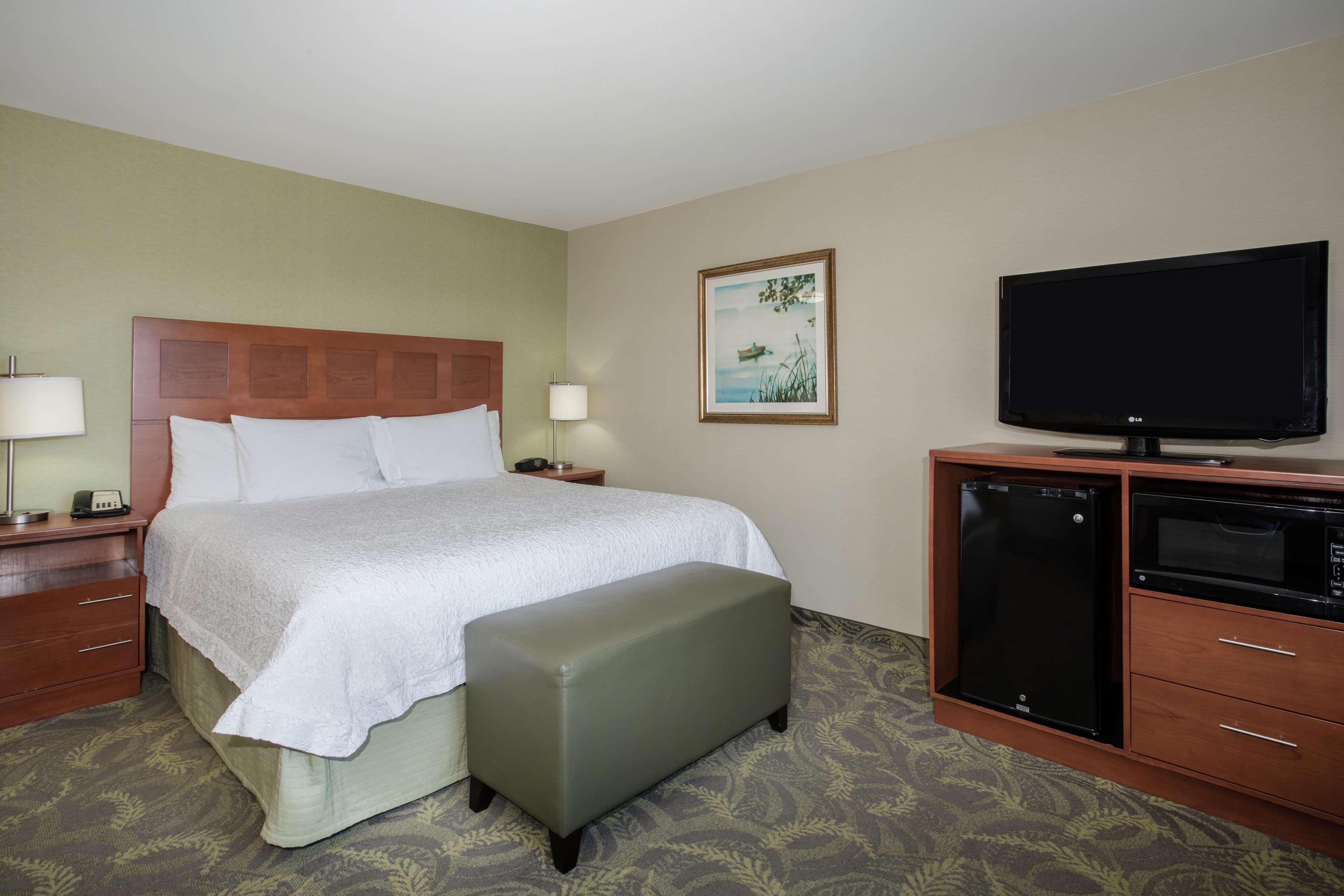 Hampton Inn & Suites Astoria Zewnętrze zdjęcie