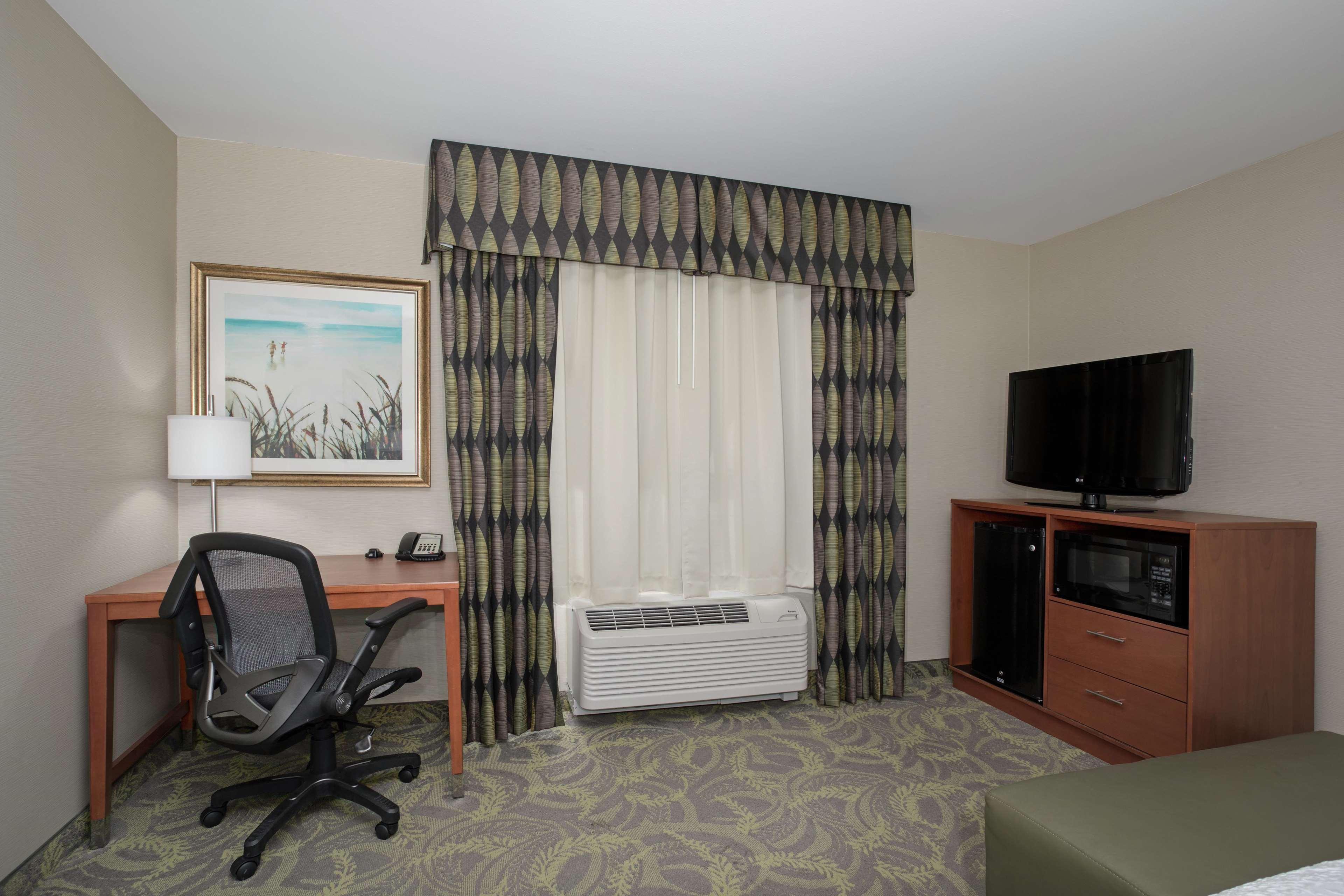 Hampton Inn & Suites Astoria Zewnętrze zdjęcie