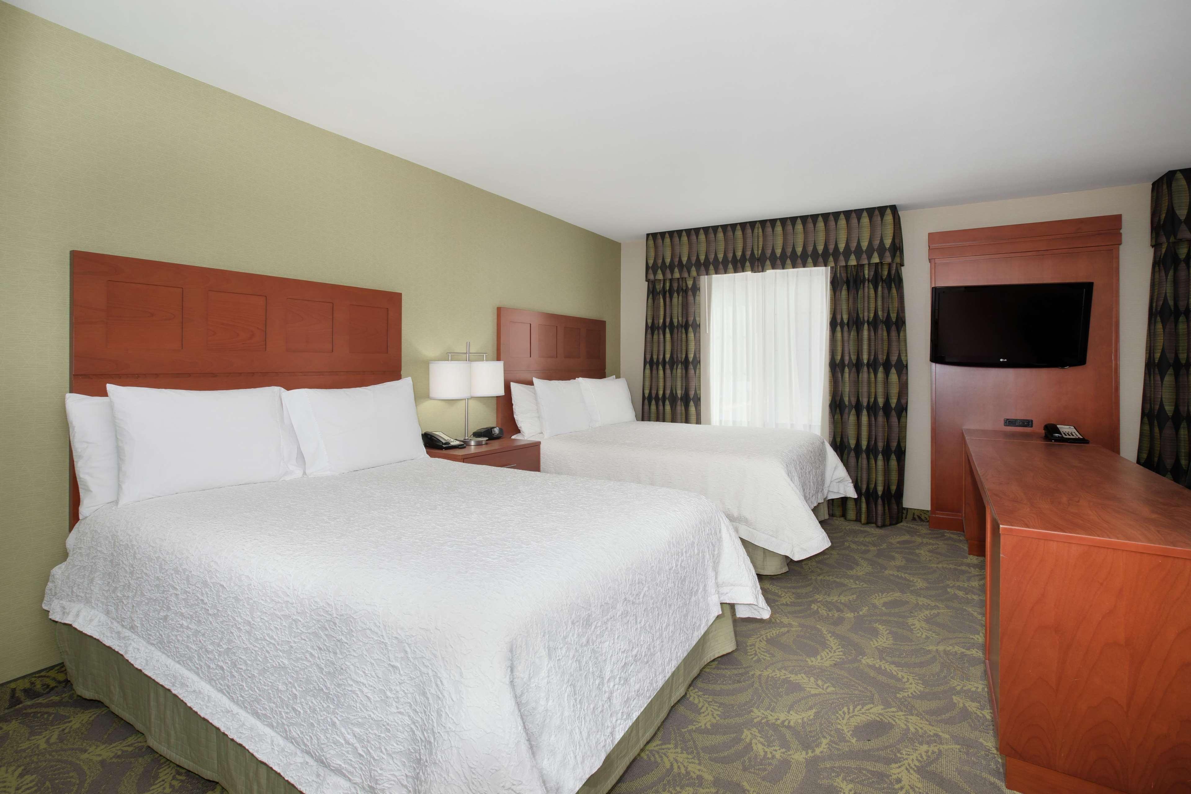 Hampton Inn & Suites Astoria Zewnętrze zdjęcie
