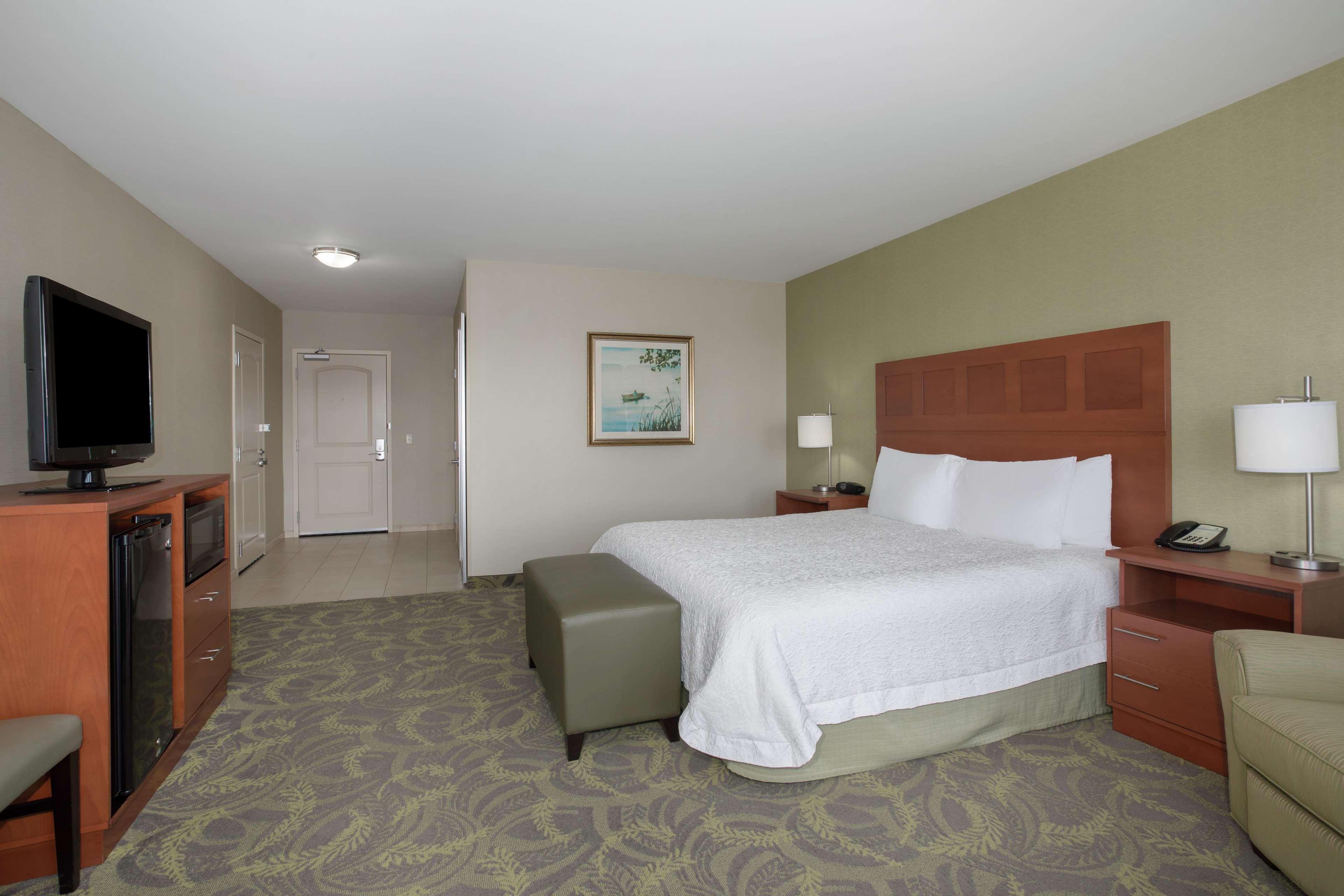 Hampton Inn & Suites Astoria Zewnętrze zdjęcie