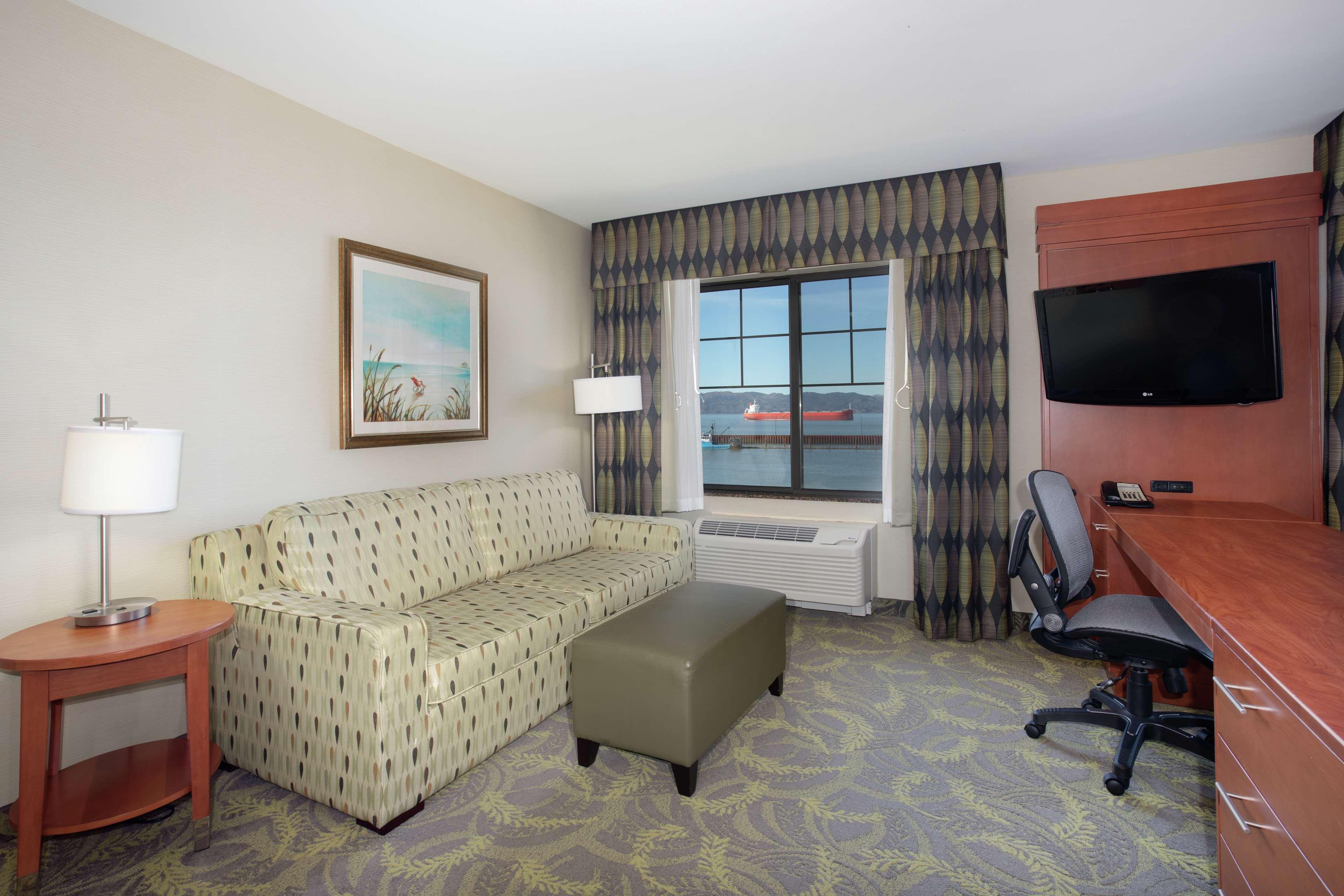 Hampton Inn & Suites Astoria Zewnętrze zdjęcie