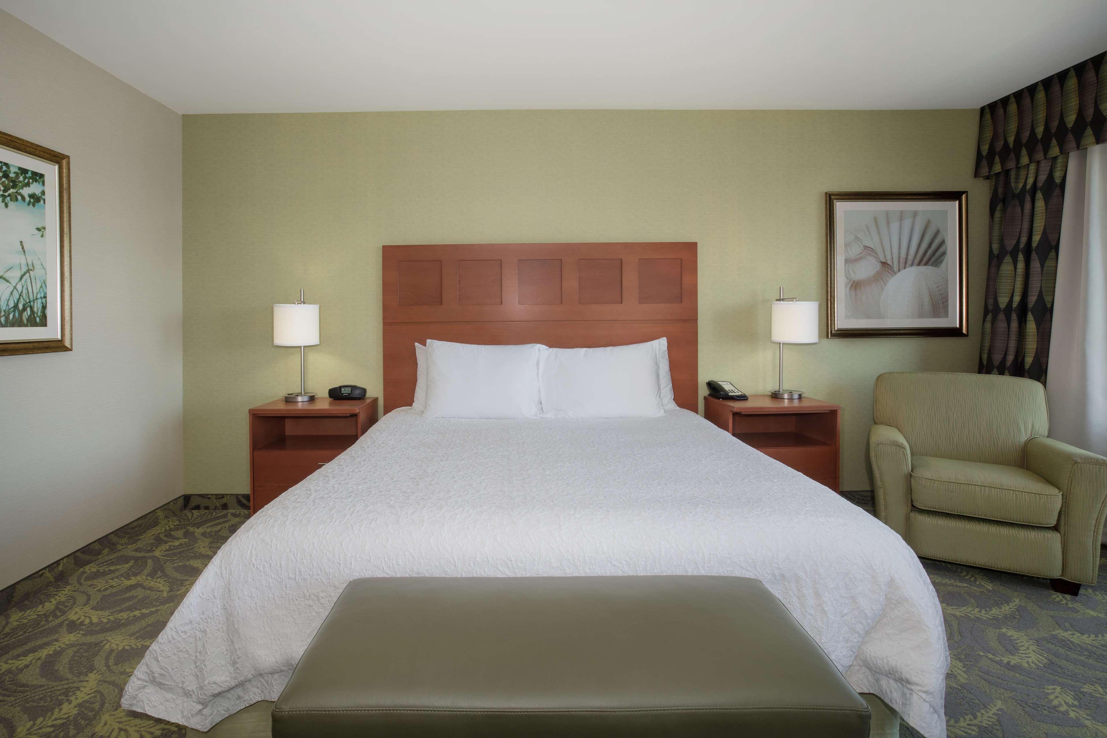 Hampton Inn & Suites Astoria Zewnętrze zdjęcie