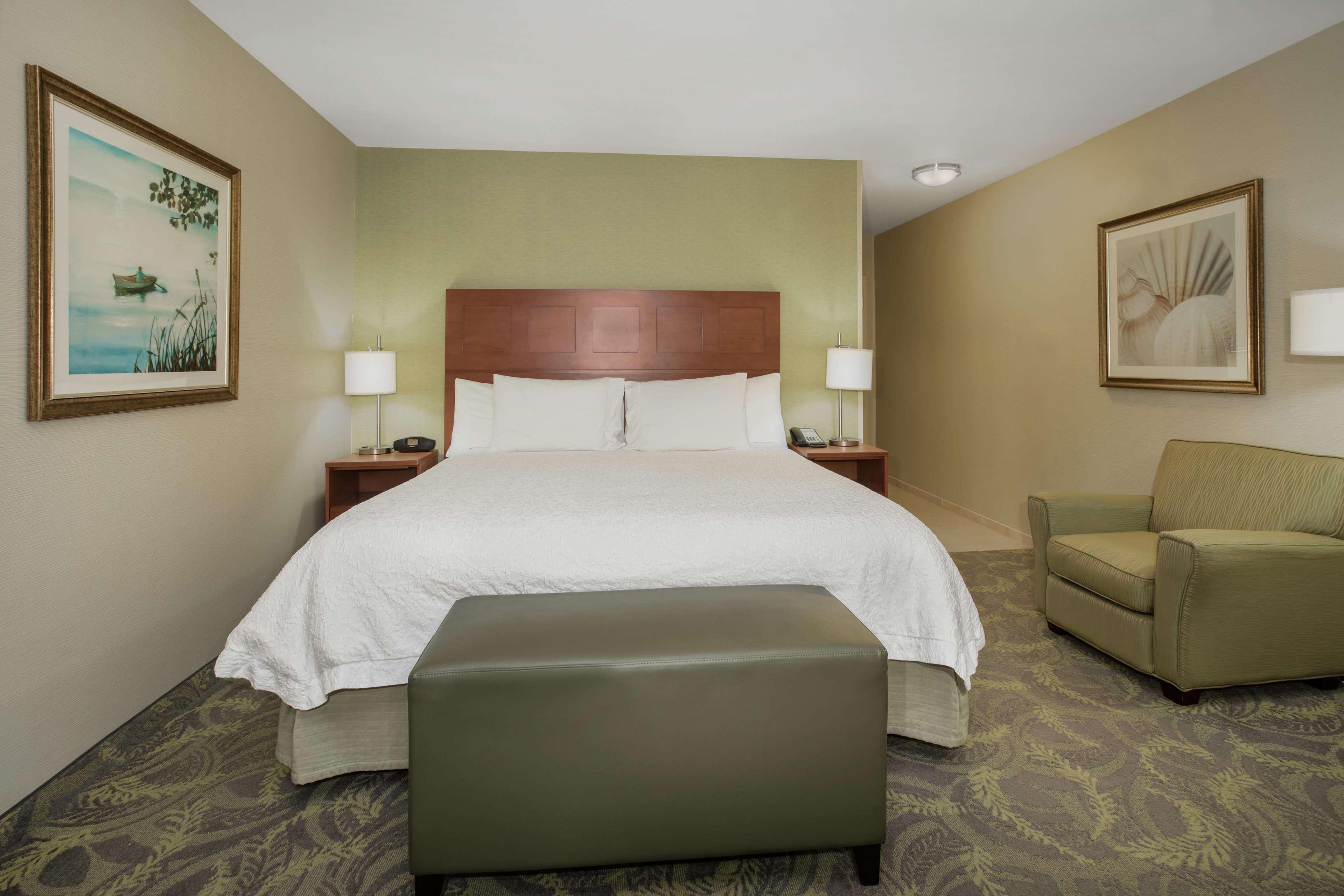Hampton Inn & Suites Astoria Zewnętrze zdjęcie