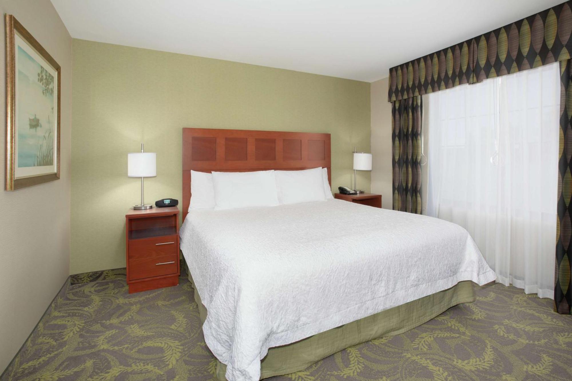 Hampton Inn & Suites Astoria Zewnętrze zdjęcie